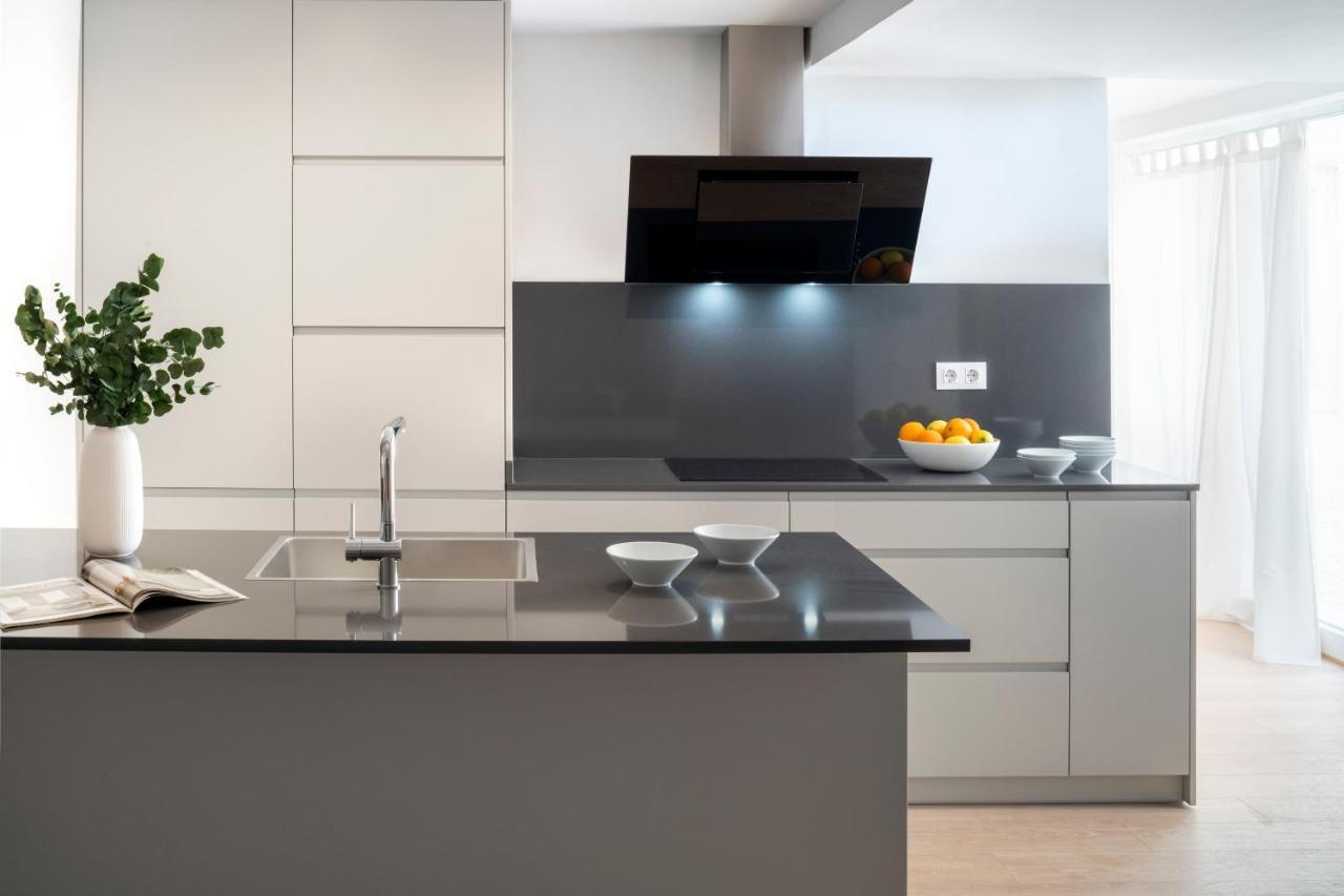 Magno Apartments Castelar Севиля Екстериор снимка